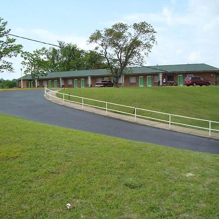 Town House Motel Tupelo Exterior photo